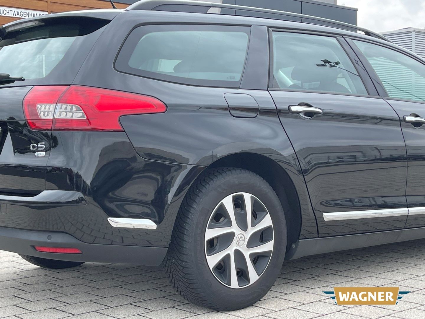 Fahrzeugabbildung Citroën C5 Tourer 1.6 HDi 115 FAP Automatik Navi
