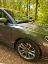 Audi Q3 40 TFSI quattro S tronic S line  - Audi Q3 von privat