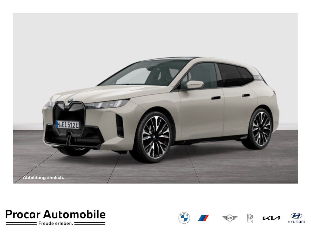 BMW iX