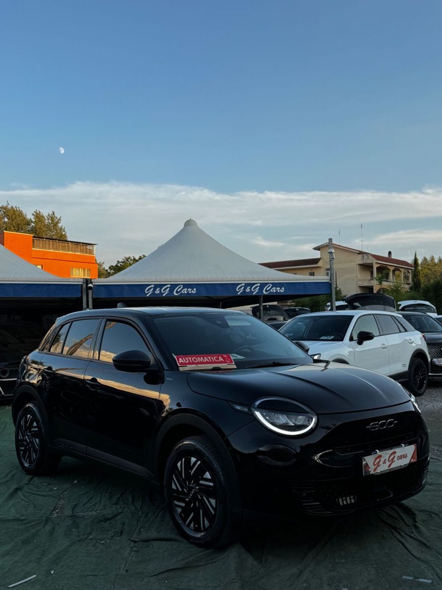 Fiat 600 Hybrid 110 CV DCT MHEV Icon imagem 3
