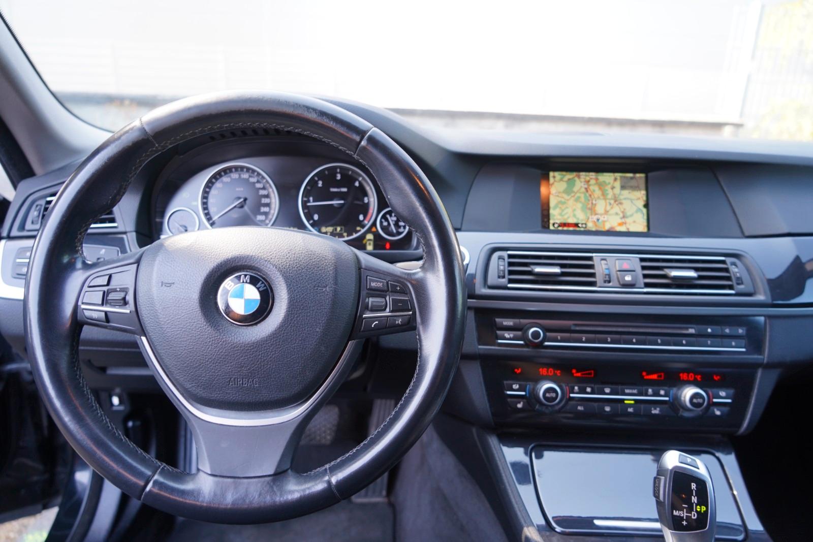 BMW 520d F11 Touring Bi-Xenon*Navi*Temp*AHK*
