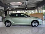 Opel Astra J Lim. 5-trg. Innovation*LENKRADHEIZUNG* - Opel Astra aus 2011: J