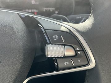 Bild 10 Skoda Kamiq 1.0 TSI 130 Jahre - DAB - Allwetter - RFK