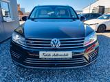 Volkswagen Touareg V8 TDI 4Motion R-Line Packet Reifen NEU - mit Diesel-Antrieb: Alarmanlage, Geländewagen