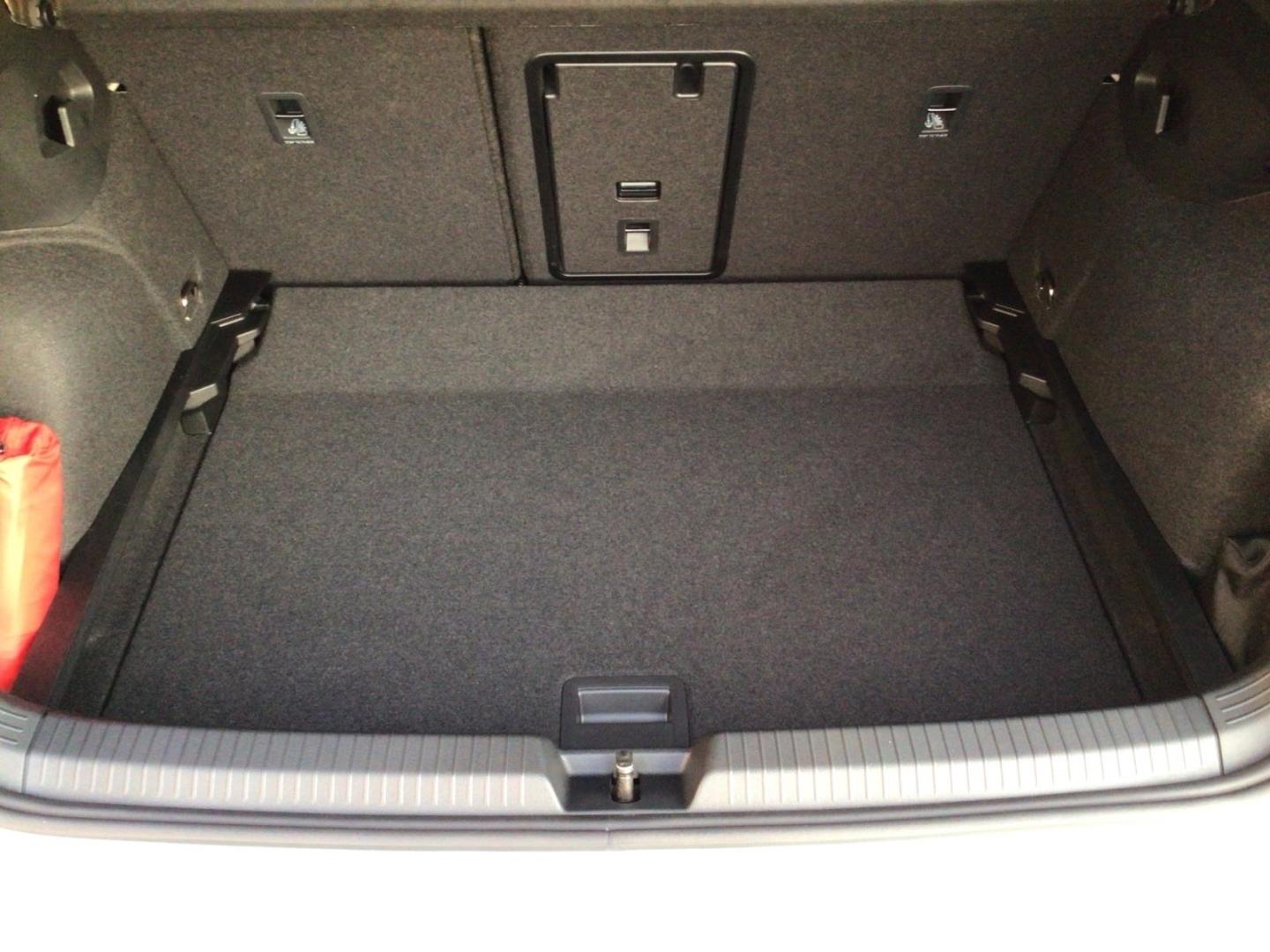 Volkswagen Golf VIII 1.5 eTSI 110 kW ENERGY Digitales Cockp, миниатюра 13