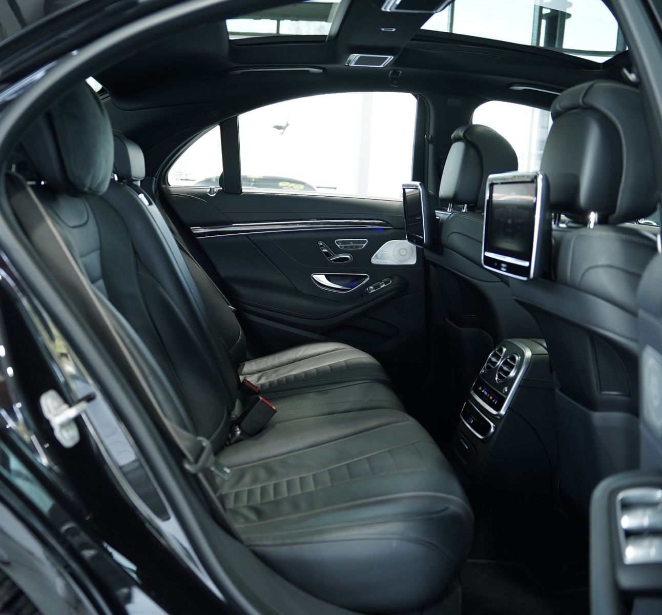 Mercedes Benz S 500
