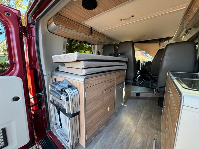 HYMER / ERIBA / HYMERCAR Sydney Aufstelldach-Autom-118 KW-Ahk-Alarm-Leder