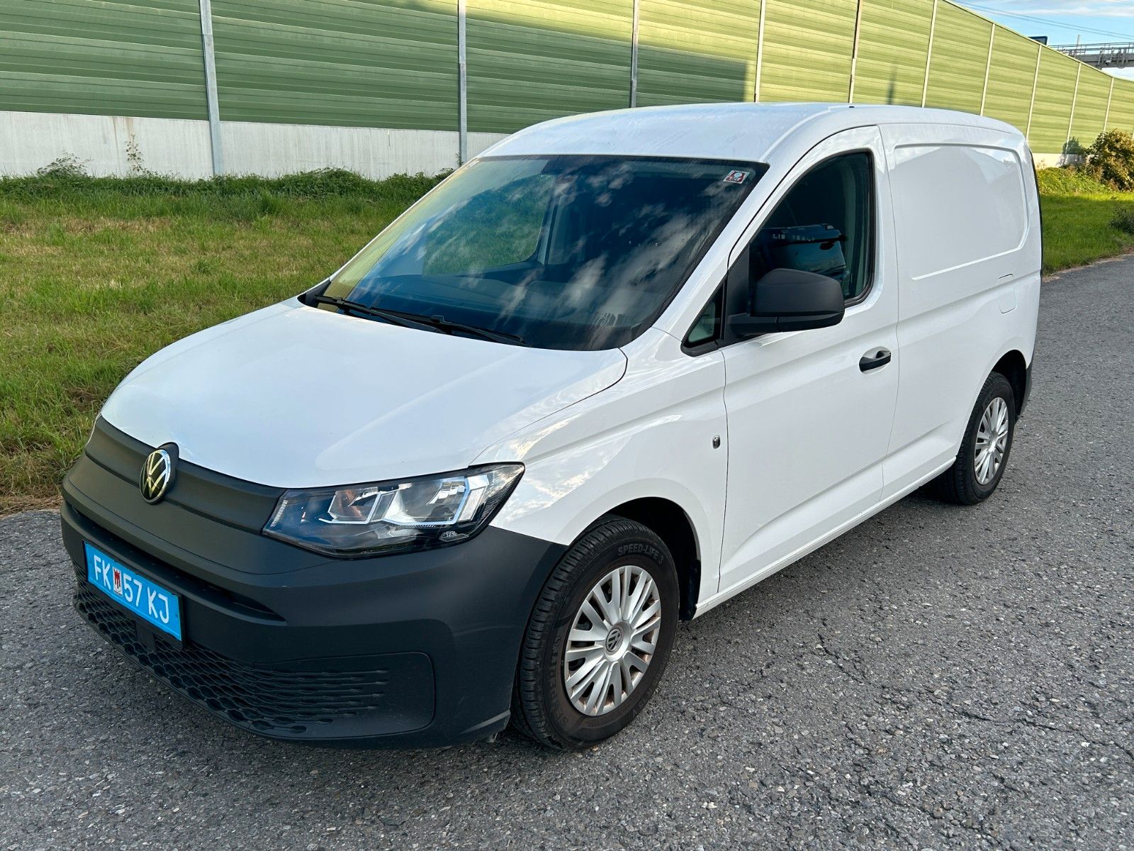Volkswagen Caddy 2,0 Cargo Basis Katenwagen Klima imagem 3