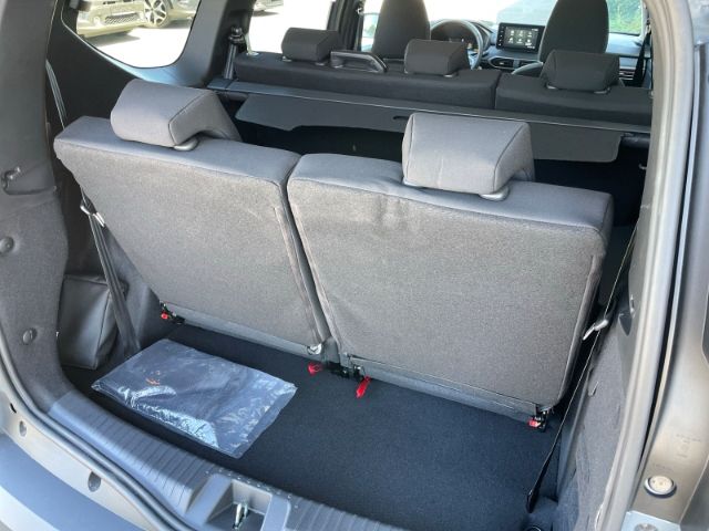 Fahrzeugabbildung Dacia Jogger 1.6 Hybrid 140 Extreme+ Autom. 7-Sitzer,