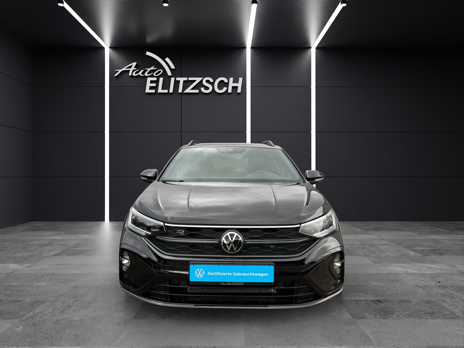 Fahrzeugabbildung Volkswagen Taigo R-line BLACK DSG Matrix ACC Navi Kamera