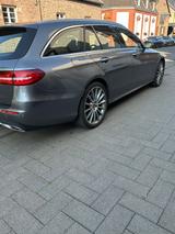 Mercedes-Benz E 400 d 4MATIC T AMG, Burm, HuD,Cam, voll,MB 100 - Mercedes-Benz E 400 in Köln