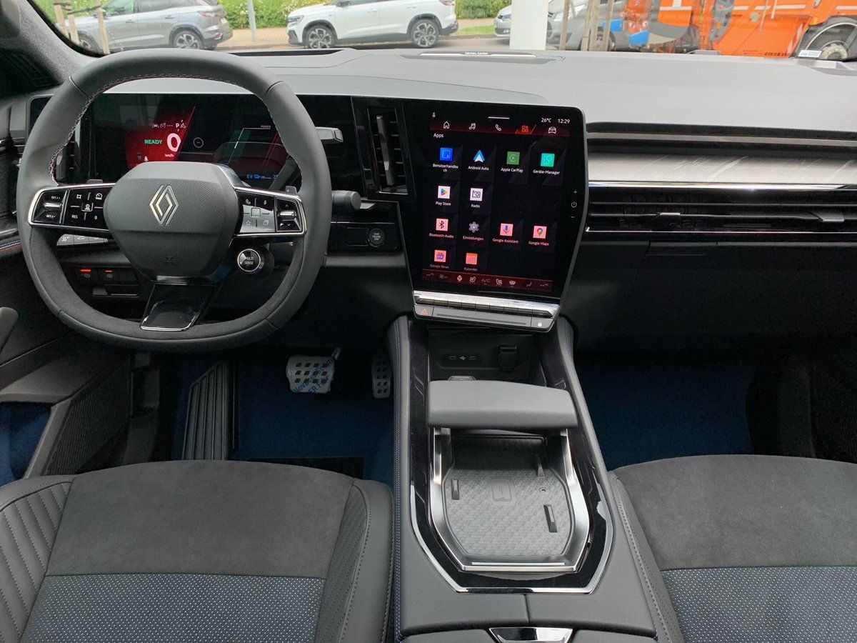 Renault Rafale - Bild 14