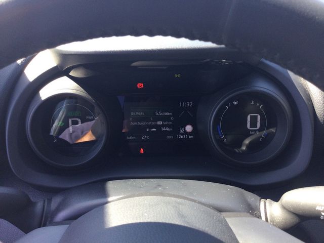 Yaris 1.5 Hybrid Team Deutschland KAMERA ACC LED