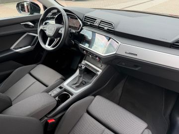 Audi Q3 - 11