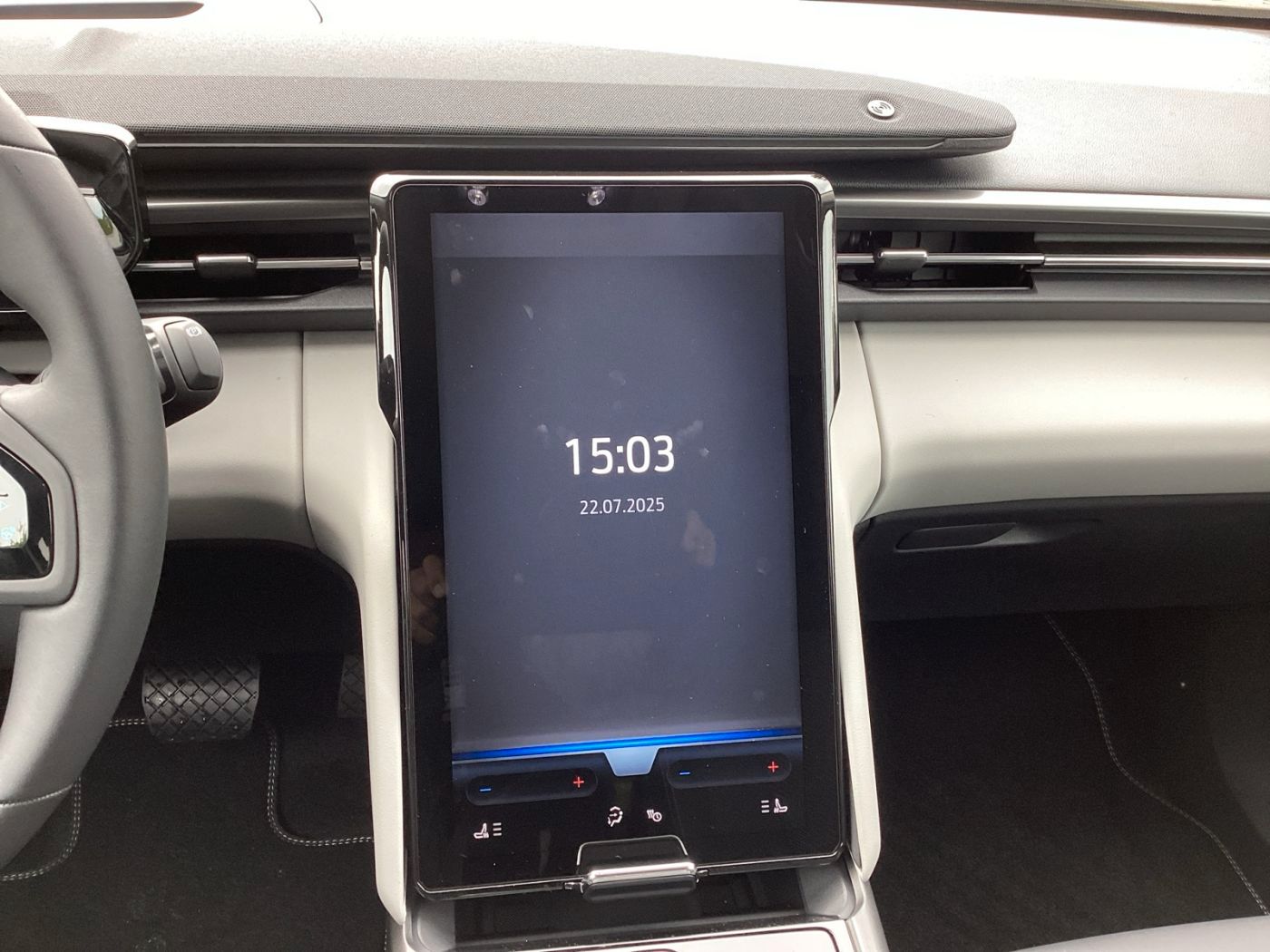 Ford Explorer - Bild 13