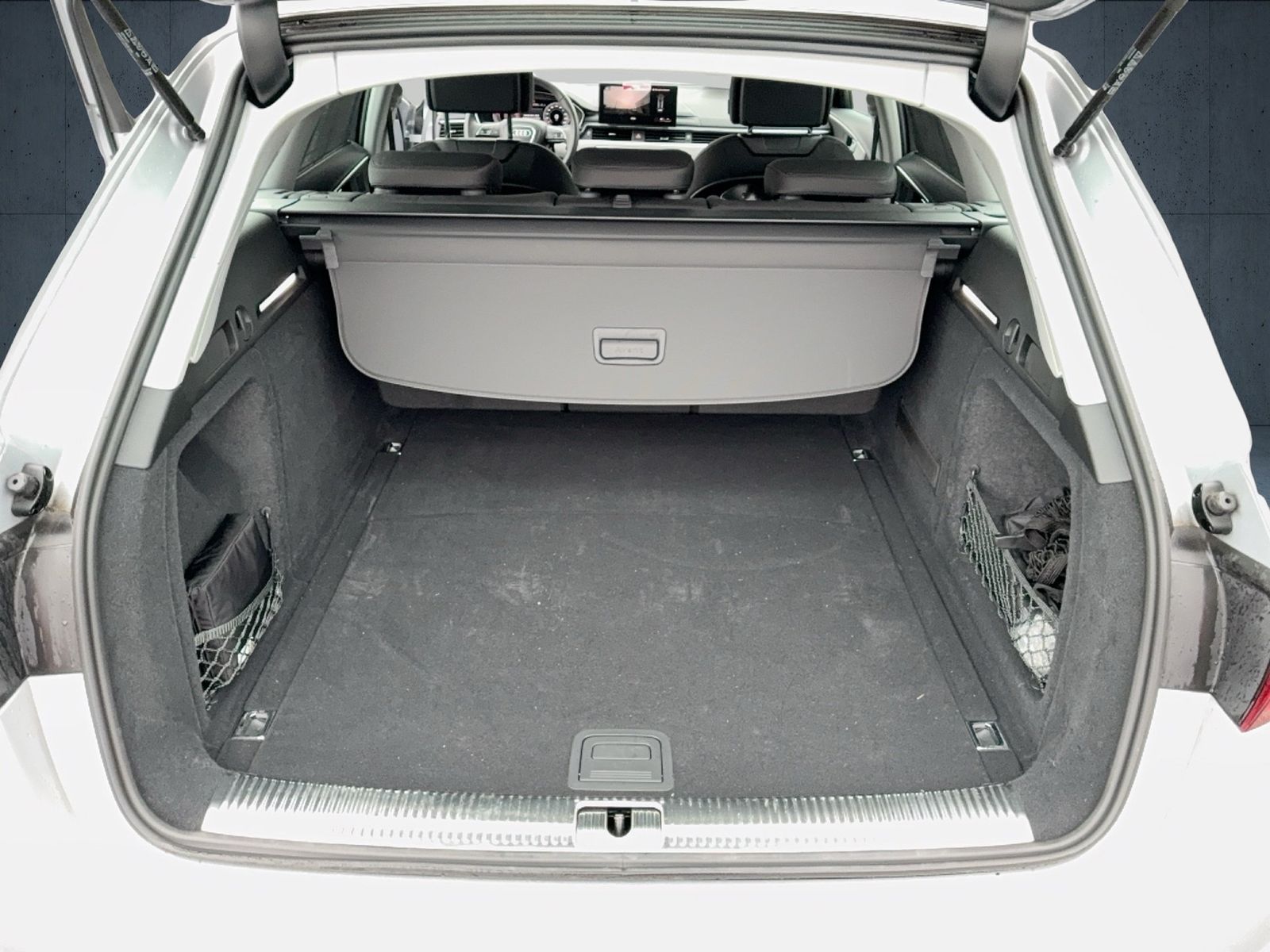 Audi A4 - Bild 14
