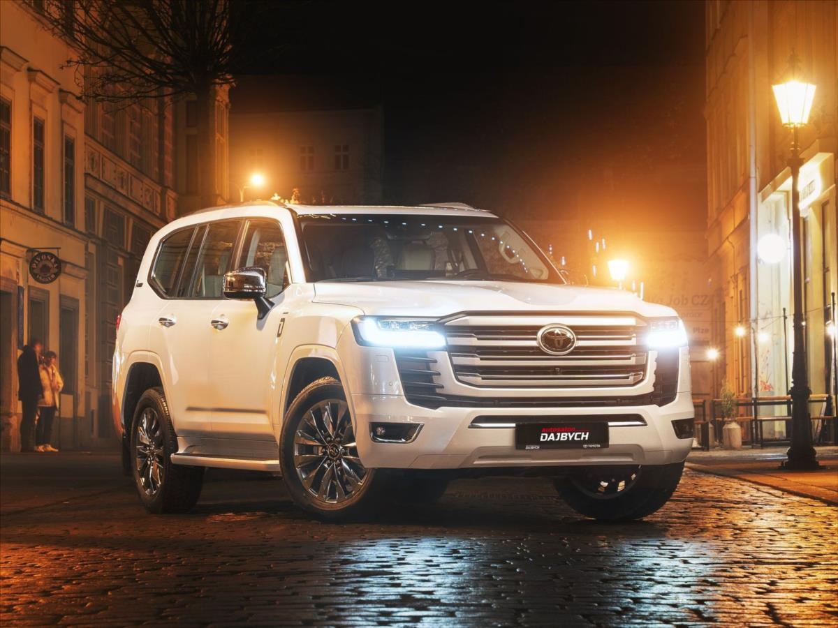 Toyota Land Cruiser 300 DEMO