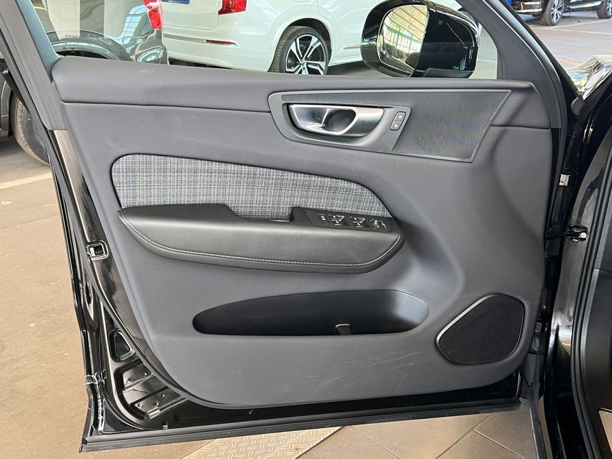 Volvo XC60 B4 Core Aut Google-Maps LED Rückfahrkamera foto 16