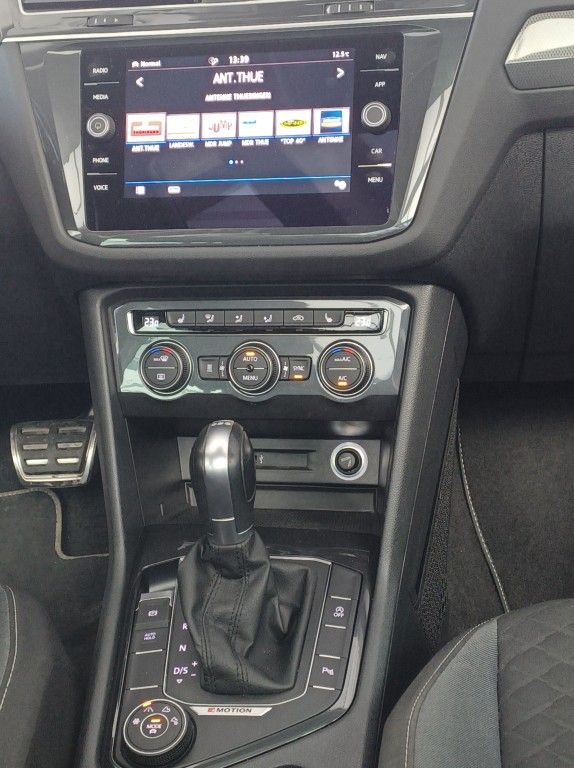 Fahrzeugabbildung Volkswagen Tiguan 2.0 TDI 4Motion DSG Join Sthzg, Navi, ACC