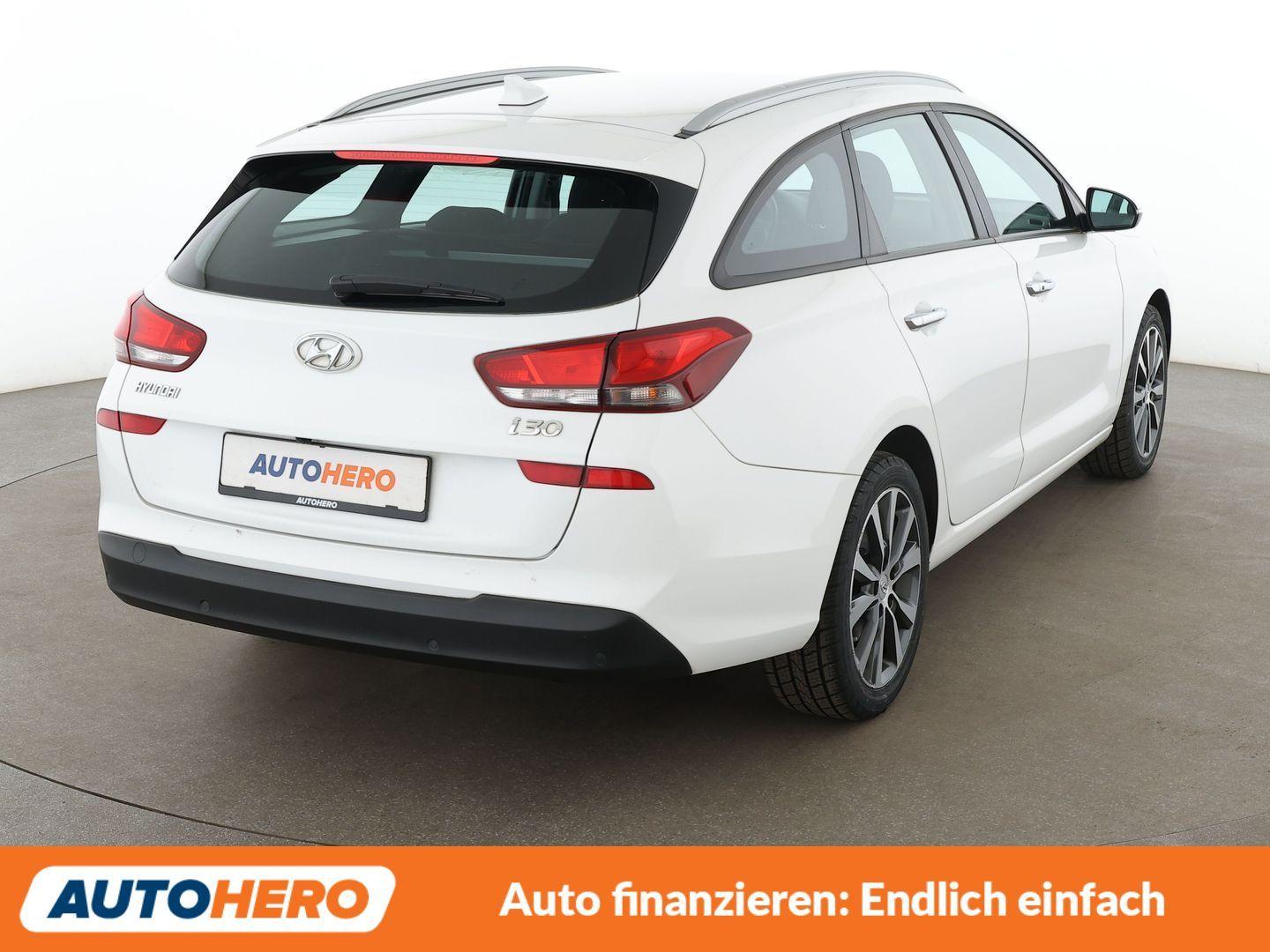 Hyundai i30 1.4 TGDI Trend Aut*NAVI*LED*TEMPO*CAM*PDC*