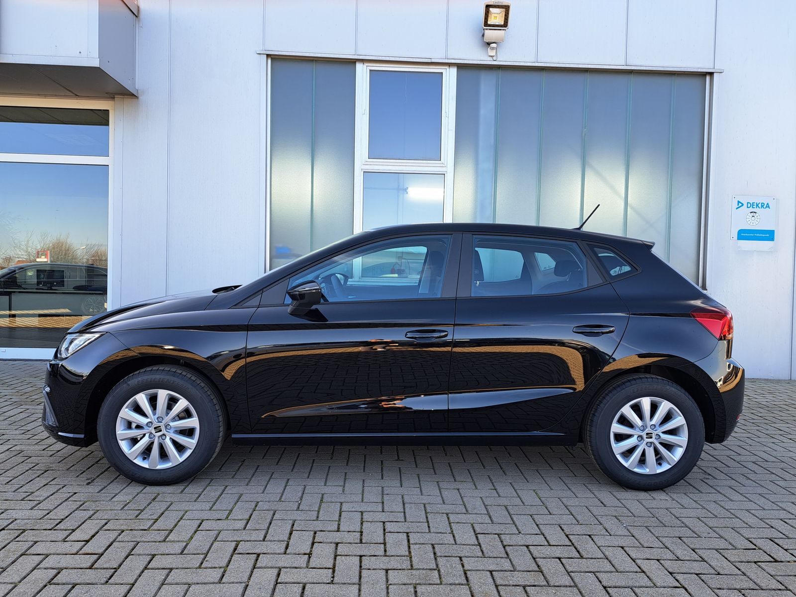 Fahrzeugabbildung SEAT Ibiza 1.0 TSI LED KAMERA WINTERPAKET FULL-LINK