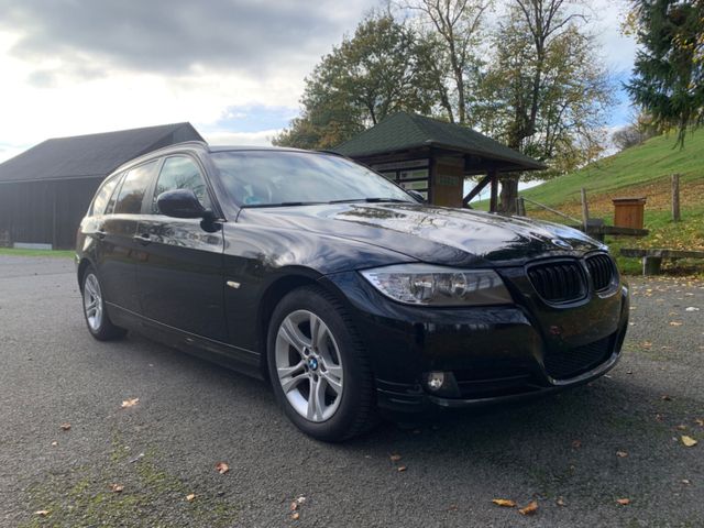 BMW 318i Touring - 70.000 km! 