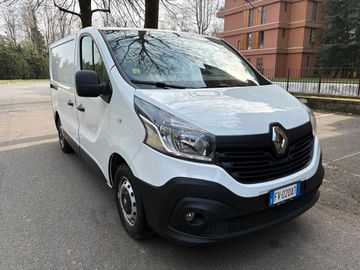 Renault Trafic - 1