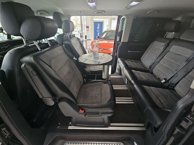 Fahrzeugabbildung Volkswagen T6.1 Multivan 2.0 TDI 4M DSG Highline 4x4 AHK ST