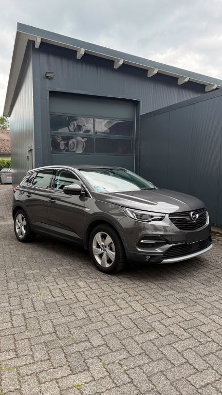 Image of Opel Grandland (X)