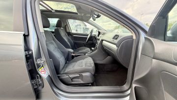 Volkswagen Golf - 7