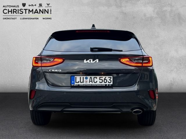 Fahrzeugabbildung Kia Ceed ULTIMATE EDITION 1.0 T-GDI *STYLE-PAKET*