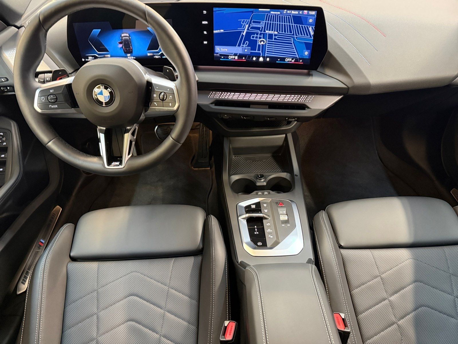 BMW 223 Gran Coupé - Bild 8