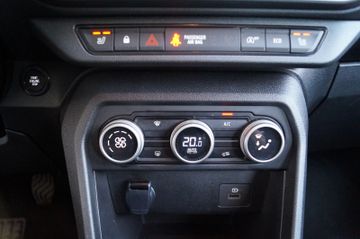 Dacia Sandero Stepway Expression+ NAVI-LED-SHZG-PDC-