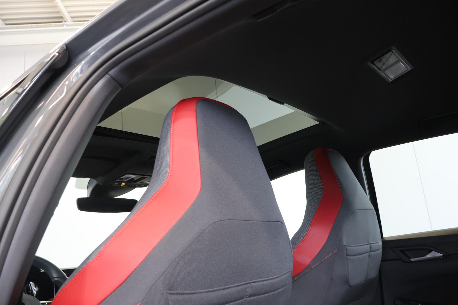 Volkswagen Golf VIII GTI 2.0 TSI AID+ACC+KAM+LED+AMBI.+PANO, миниатюра 16