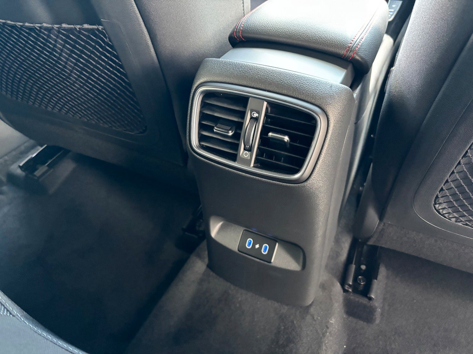 Fahrzeugabbildung Hyundai i30 Kombi N Line MY26 1.6 T DCT NAVI/KAMERA