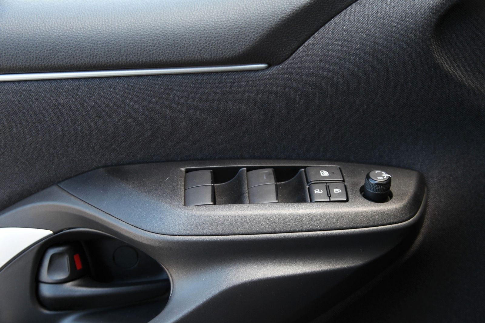 Mazda 2 Hybrid - Bild 18