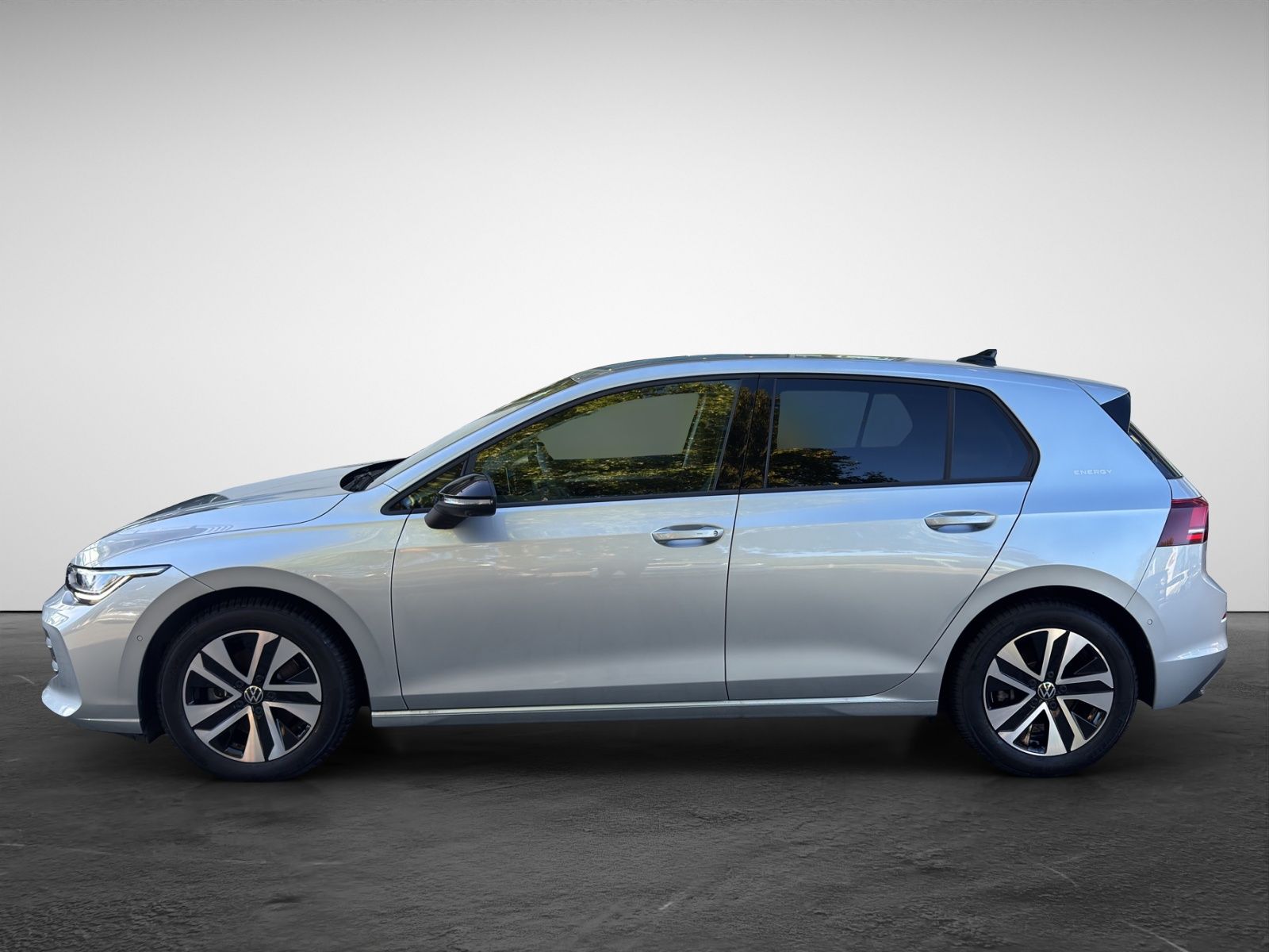 Volkswagen Golf 1.5 TSI Energy Navi LED Kamera PDC LM Temp foto 4