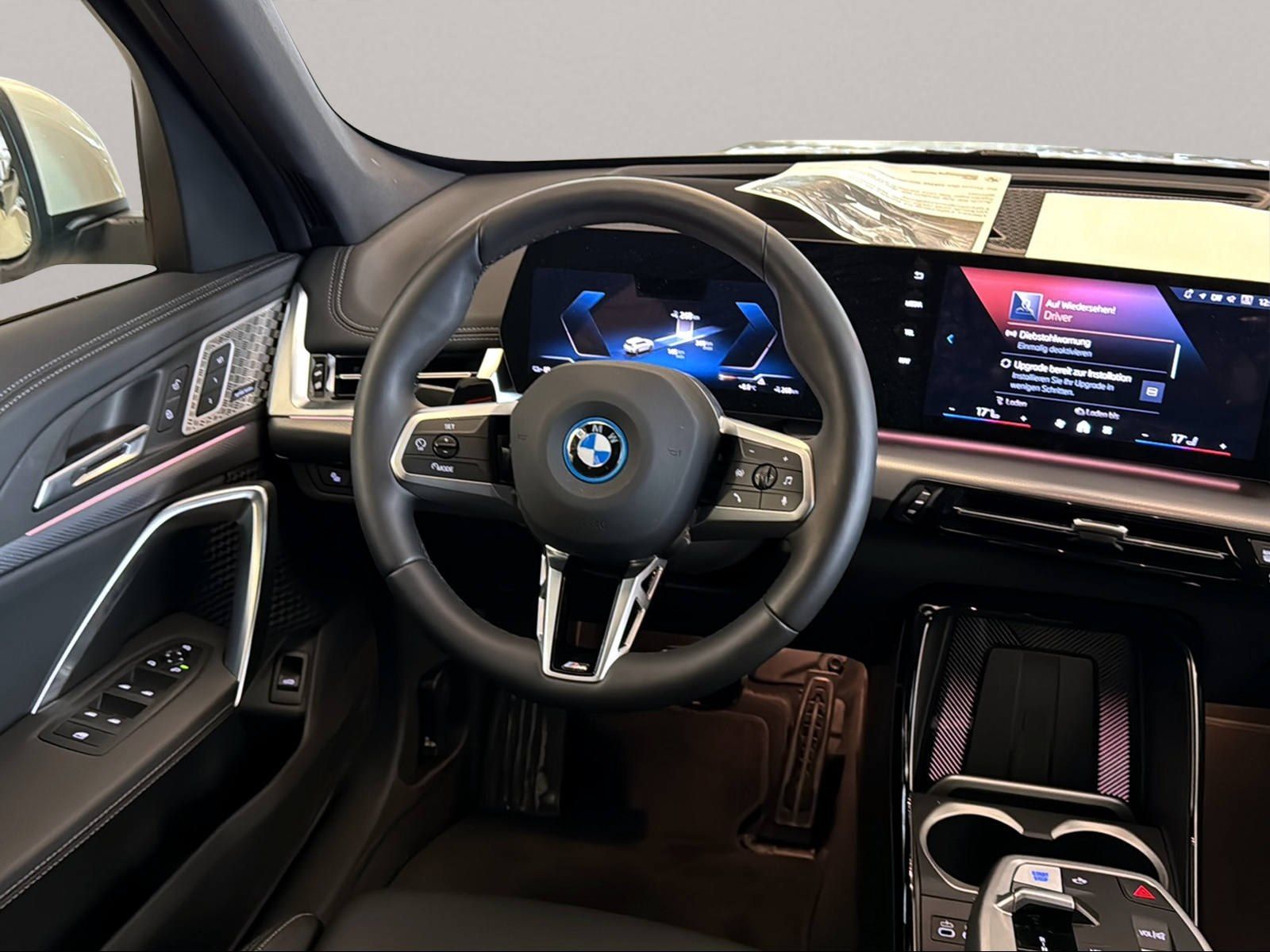 BMW iX1 - Bild 18