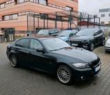 BMW E90 318i - BMW 318: 318i E90