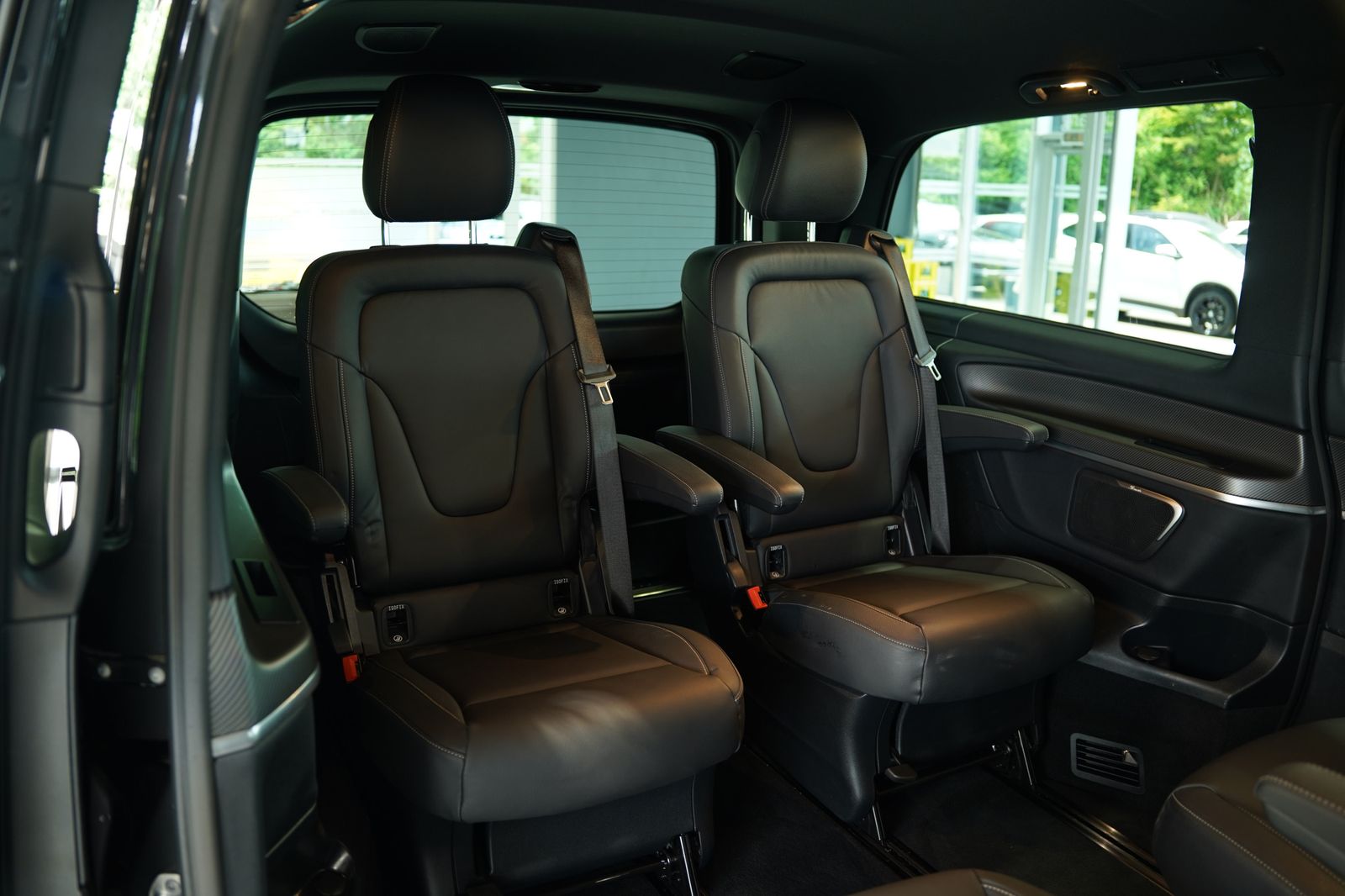 Mercedes Benz V 300