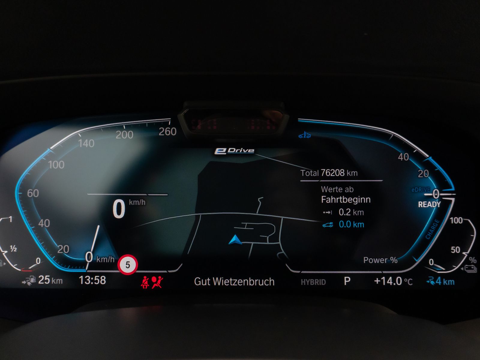 Fahrzeugabbildung BMW X5 xD45e M Sport Laser 360° HUD DAB HiFi 22Zoll