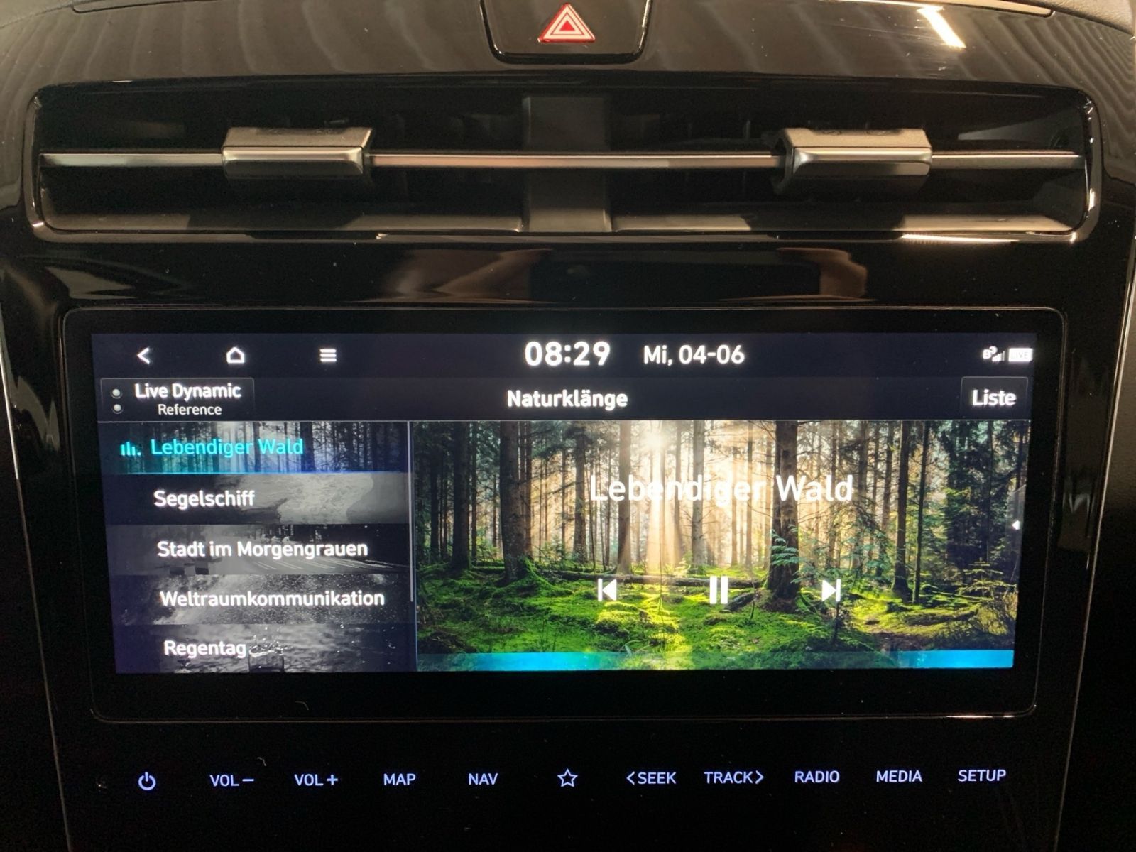 Fahrzeugabbildung Hyundai TUCSON 1.6 T-GDI 7-DCT Trend Mild-Hybrid el.HK K