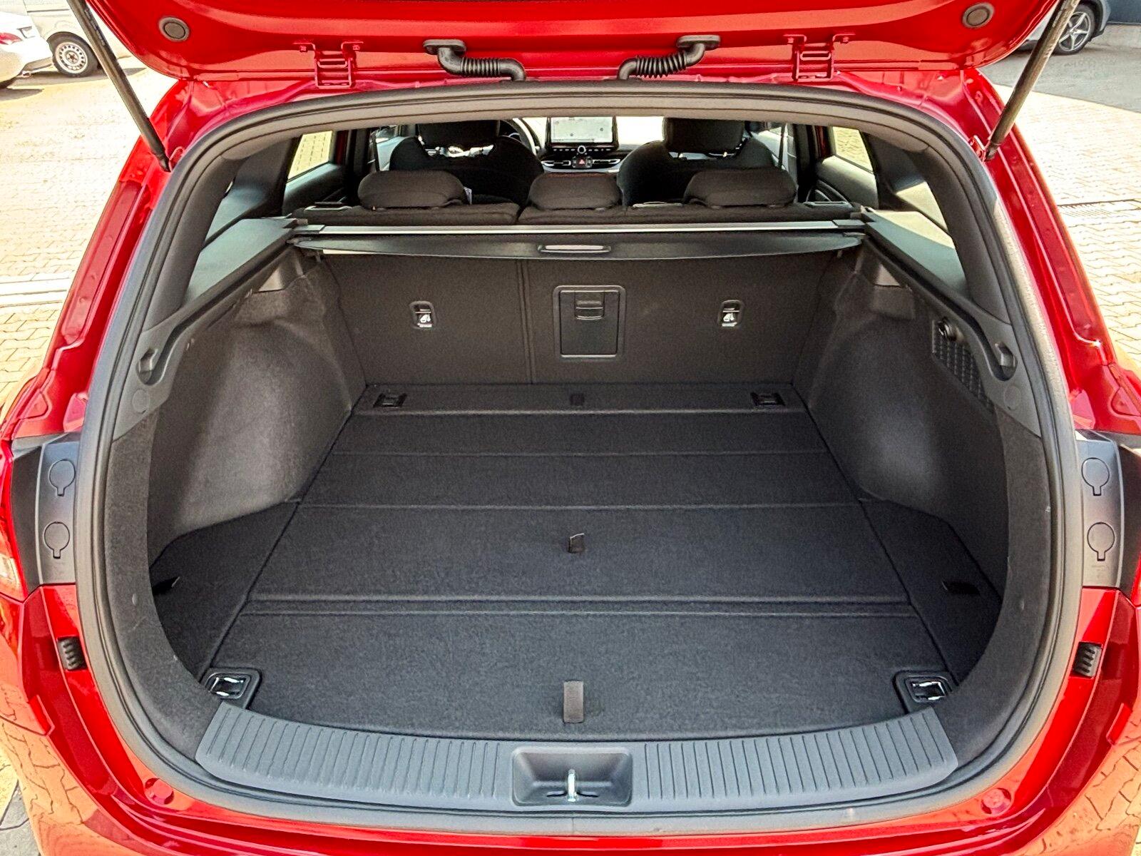 Hyundai i30 Kombi 1.6 T-GDI N Line+AUTOMATIK+PANORAMA