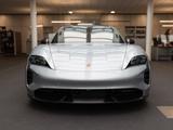 Porsche Taycan Turbo S,Carbon,Keramik,Pano,Nachtsicht,21 - silberne Porsche Taycan