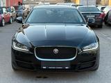 Jaguar XE 20d 180PS AWD Pure Automatik Pure,Panno,Xen - Jaguar XE Pure mit Diesel-Antrieb