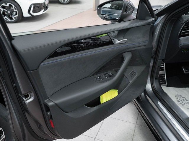 Passat Variant R-Line TDI DSG Harmann Kardon Pan