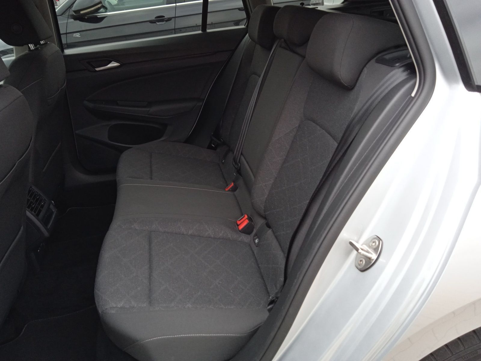 Volkswagen Golf - Bild 16