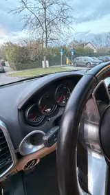 Porsche Cayenne Diesel mit Max. Ausstattung - Porsche Gebrauchtwagen in Frankfurt