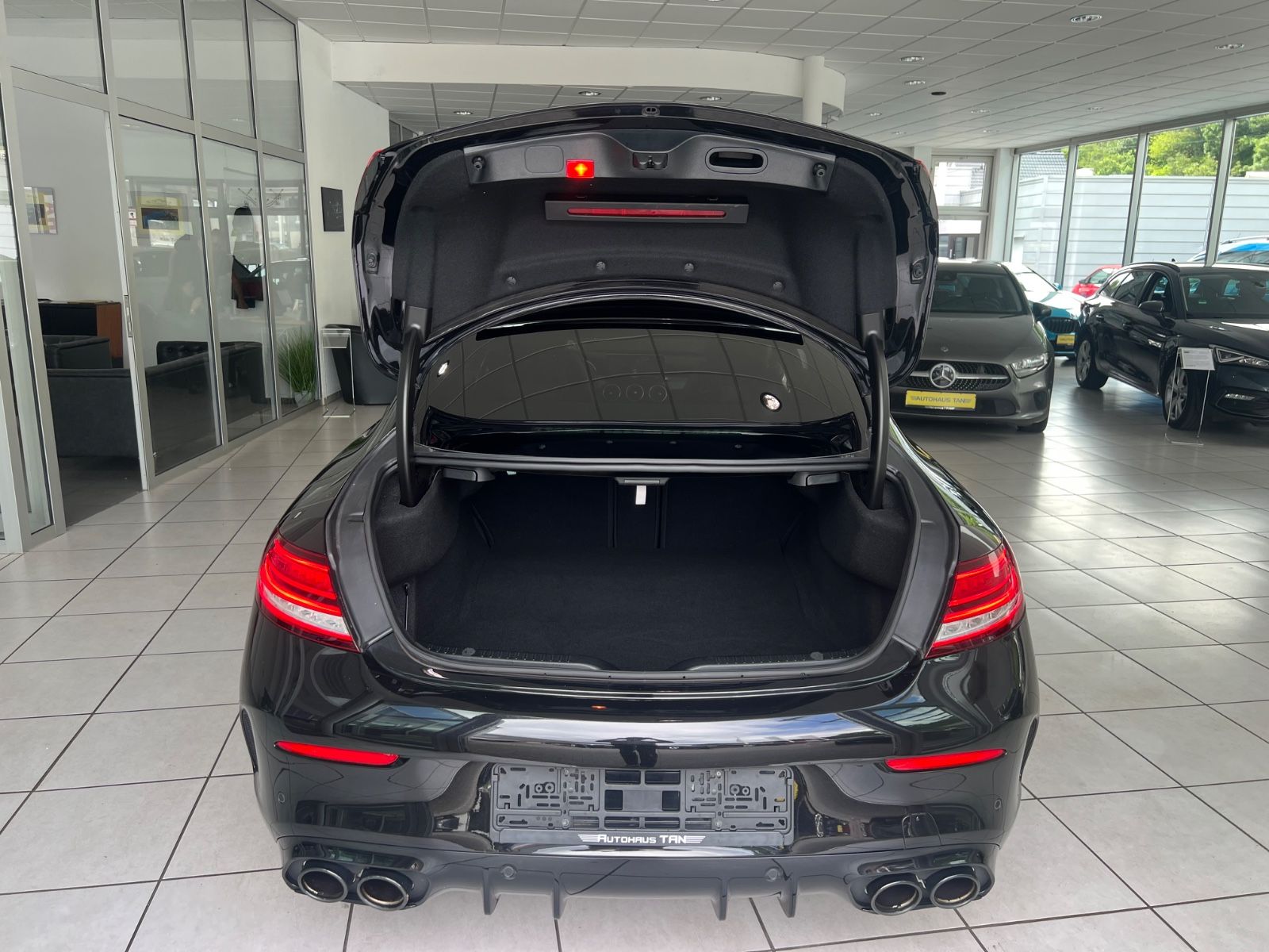 Fahrzeugabbildung Mercedes-Benz C 43 AMG Coupé 4Matic * PANORAMADACH *