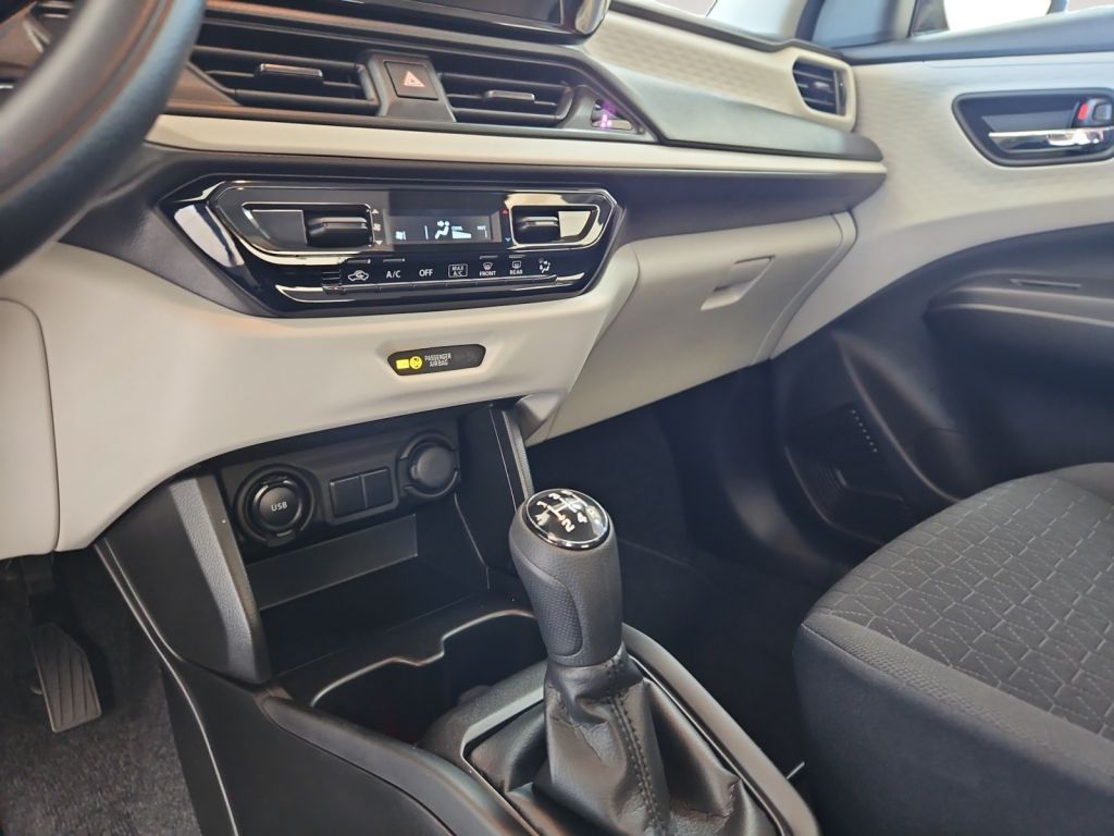 Fahrzeugabbildung Suzuki Swift 1.2 Hybrid MT Club Navi LED auf Wunsch SHZ